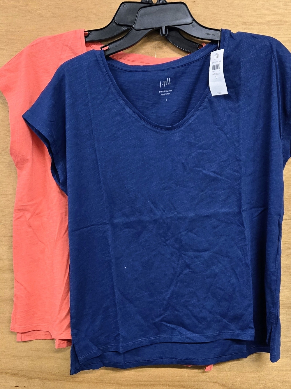 (2) J. Jill Women's Navy And Coral Short-Sleeve V-Neck. Tee Sand and Sea